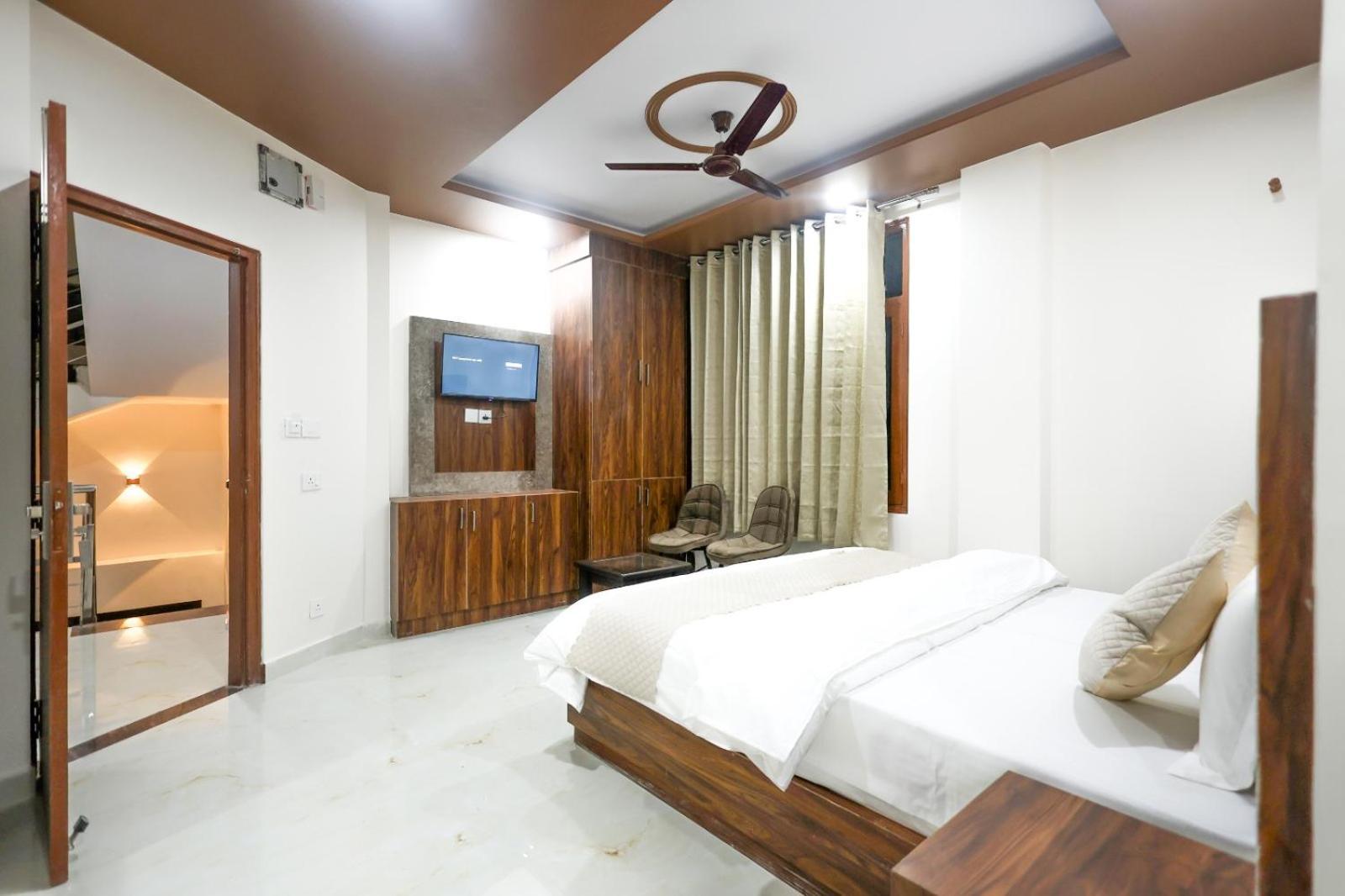 Hotel Mountain Shadow Kasauli Esterno foto